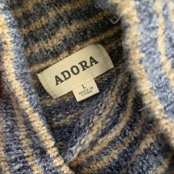 Adora long sleeve striped turtle neck hi low sweater - Picture 3 of 5